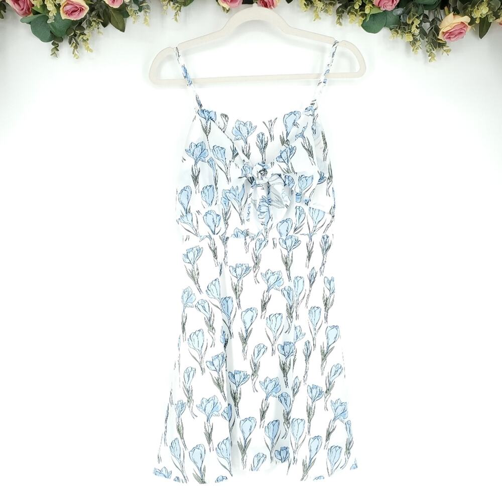 Playdress White Blue Floral Print Sleevesless Dress Medium